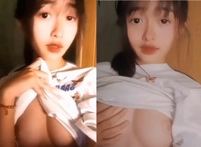 Bé Na khoe vú siêu xinh kích thích cu anh hàng xóm