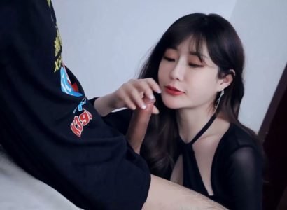 Địt chị dâu là một trải nghiệm tuyệt vời